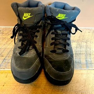 Men’s Nikes. Like new